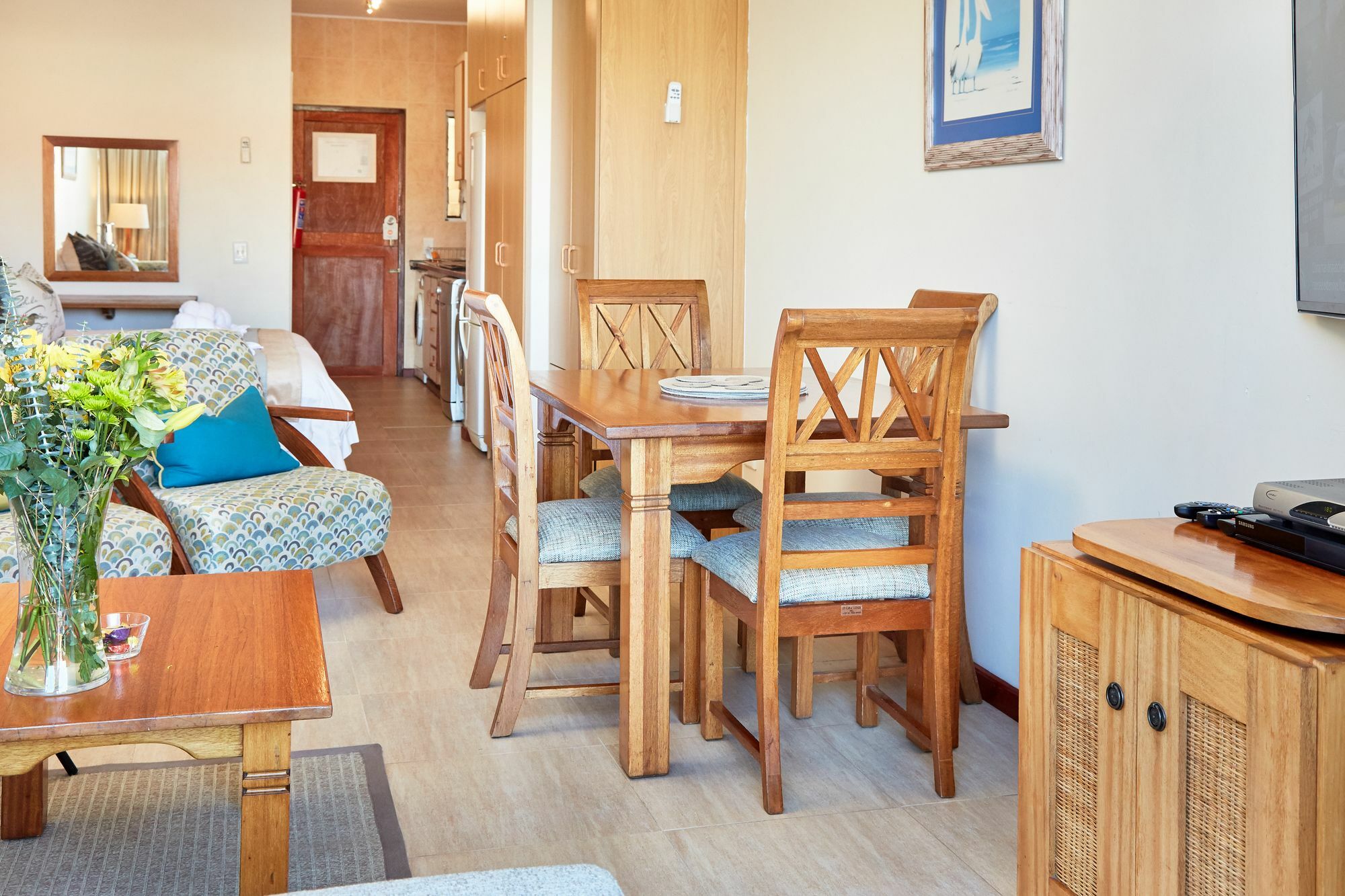 Апартаменты First Group Port Owen Marina Фелддриф Экстерьер фото