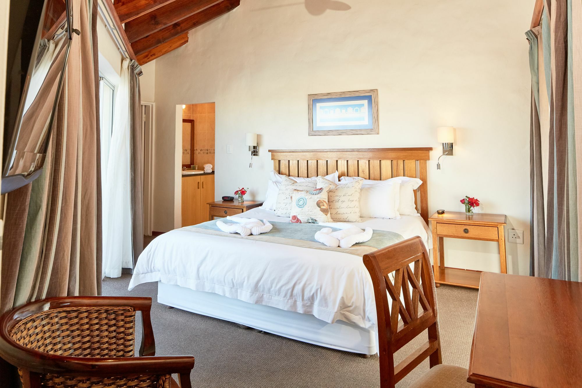 Апартаменты First Group Port Owen Marina Фелддриф Экстерьер фото