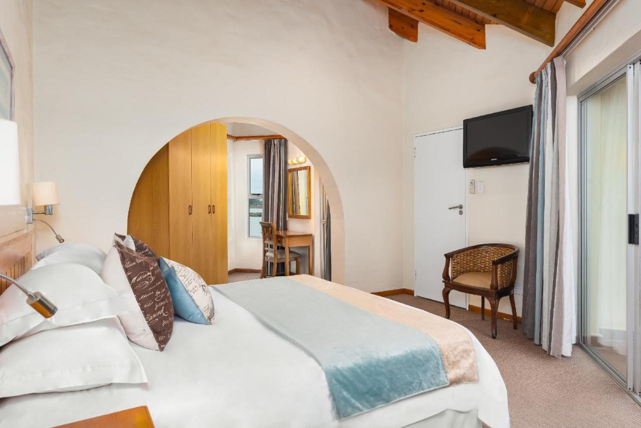 Апартаменты First Group Port Owen Marina Фелддриф Экстерьер фото