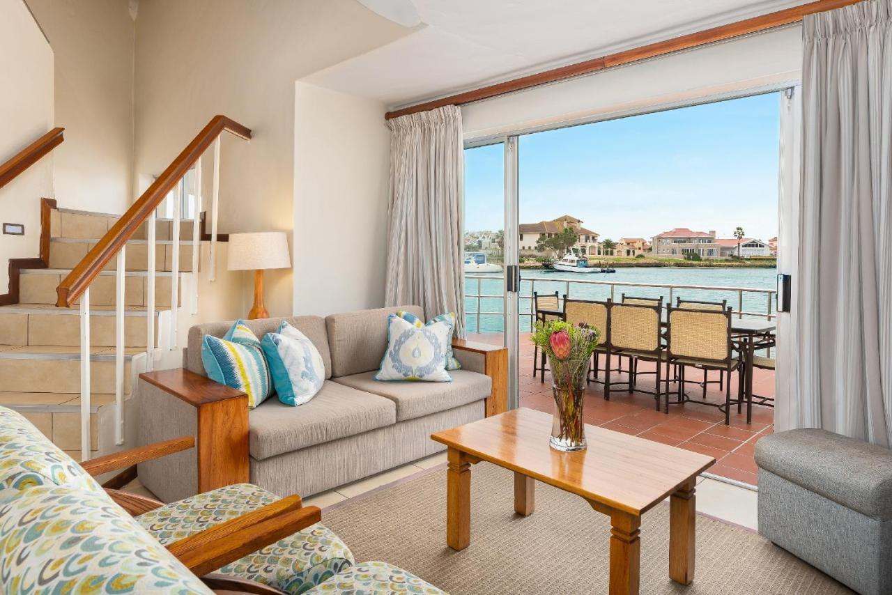 Апартаменты First Group Port Owen Marina Фелддриф Экстерьер фото